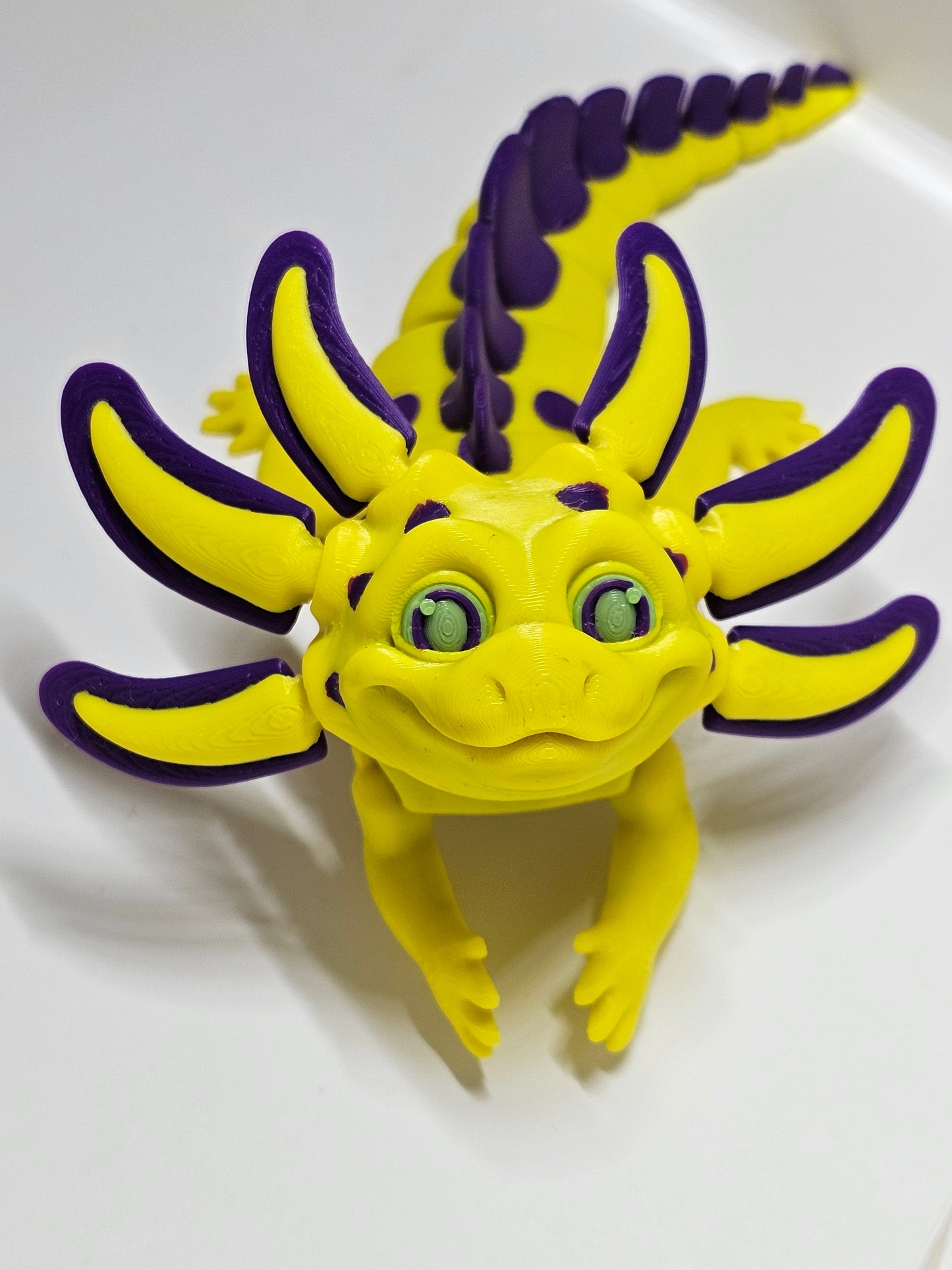Banana Split Articulated Axolotl Figure