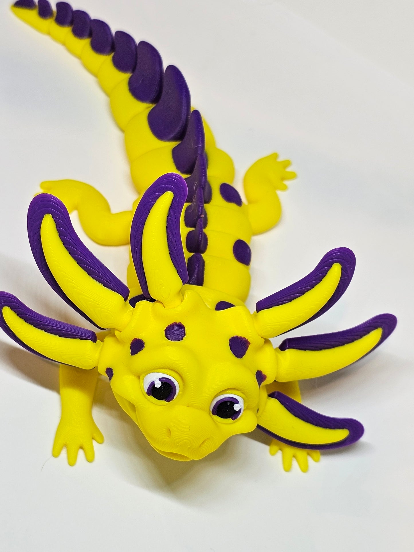 Banana Split Articulated Axolotl Figure